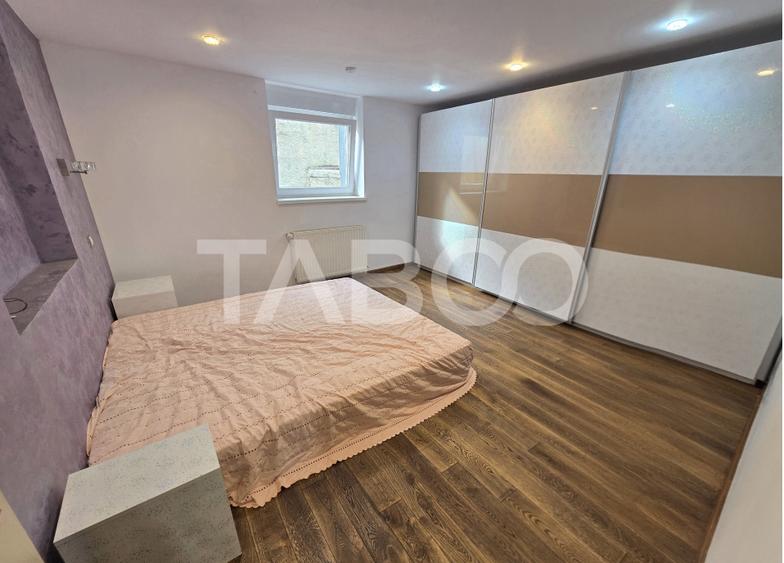 Casa individuala de vanzare 6 camere teren 650 garaj Piata Cluj Sibiu