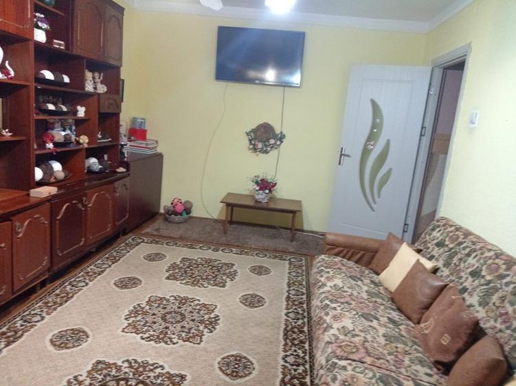 Apartament 4 camere zona Piata Mare