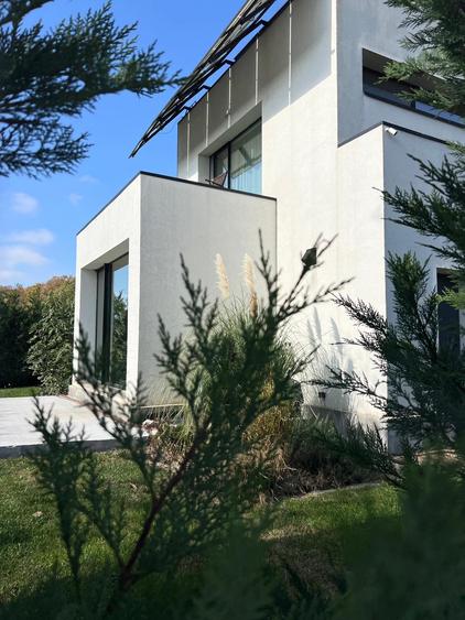 CASA CONCEPT SUSTENABILA CU POMPE DE CALDURA SI PANOURI FOTOVOLTAICE