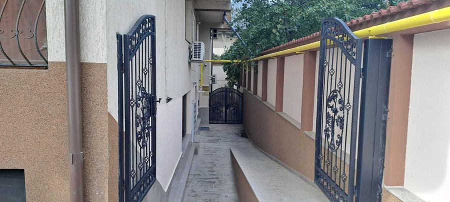 GARSONIERA DE INCHIRIAT