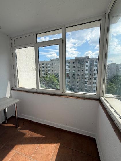 Garsonieră de închiriat – Piața Victoriei / Șos. Nicolae Titulescu – 32 mp, balc