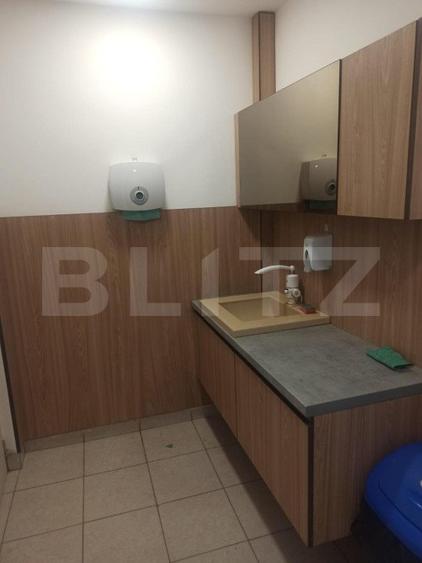 Repozitionare de pret! Proprietate Sangiorgiu 834mp ideal productie sau clinica.