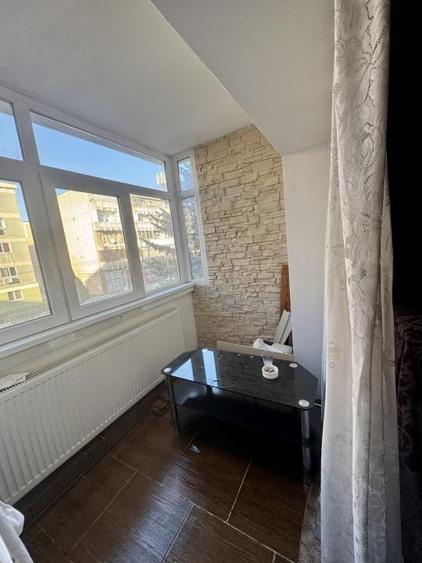 Apartament 3 camere et 1 Ultracentral Simeria