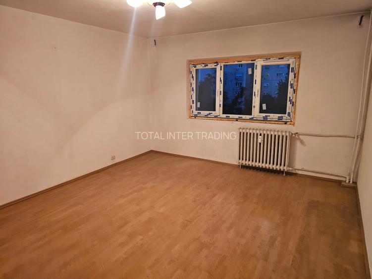 Bucur Obor-Masina Paine-5/8-decomandat, sporit, reabilitat,2 bai,liber, 159000 € - 7