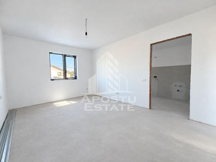 Duplex cu 5 camere, 300 mp teren, de vanzare, la Bazosu Nou
