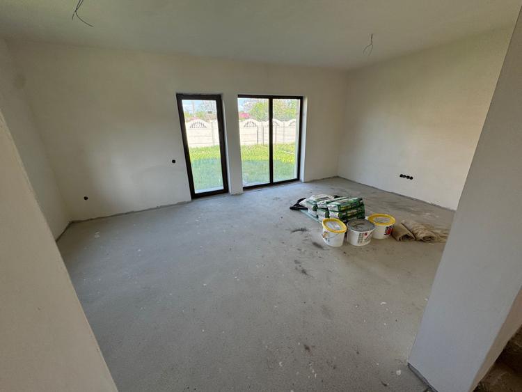 Duplex cu CF, Garaj, teren de 384 mp, Gilau