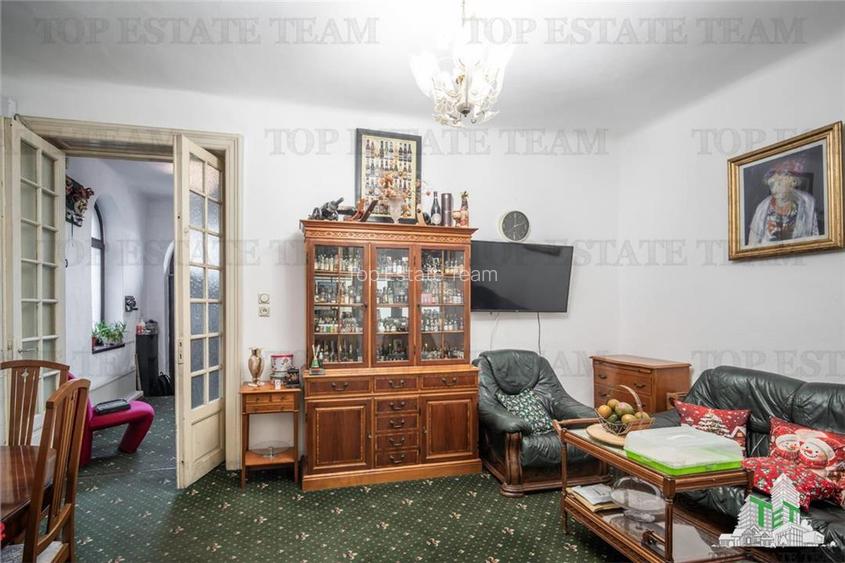 Vila de vanzare  - Zona Victoriei | Pretabil birouri, clinica sau rezidential - 4