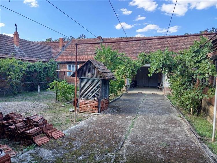 Naidas, Casa 7 Incaperi, 842mp Teren, Pret Negociabil