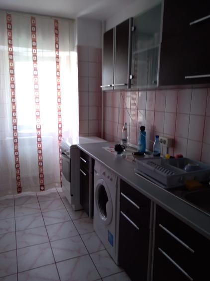 Nerva Traian, garsoniera, 42 mp, 10 min metrou, Pet Friendly, bloc anvelopat
