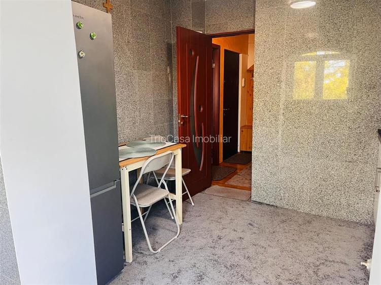 Apartament primitor 2 camere, George Enescu - zona Liceul Energetic