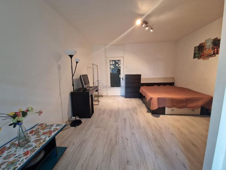 Garsonieră parter | balcon inchis | metrou Iancului