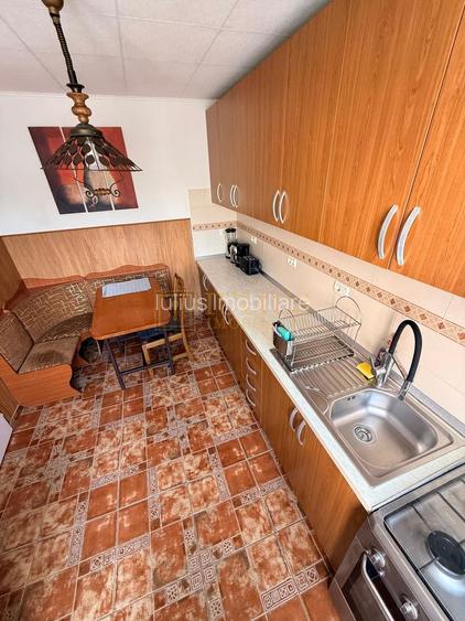 2 camere| curte comuna cu 3 apartamente| centrala proprie| zona aradului| - 2