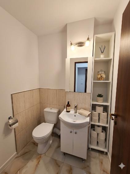 De închiriat apartament 3 camere – Brașov, Centrul Nou