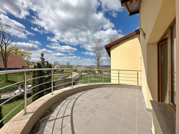Vilă spațioasă în Hălchiu, teren 1.500 mp – facilități premium - 23