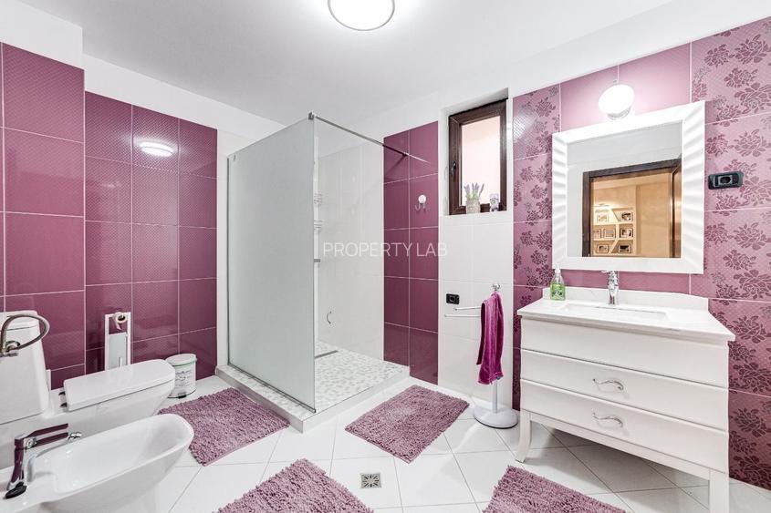 Vilă cu 6 camere de vânzare în zona Central - 17