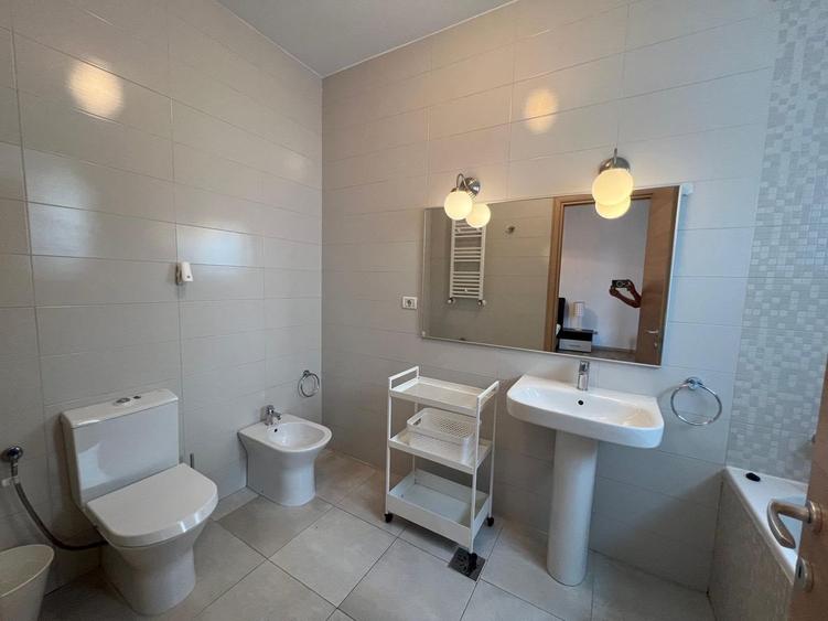 Laguna Residence | 3 camere, balcon, piscină în complex și garaj