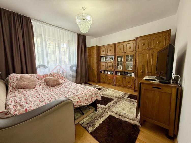 Decomandat, etaj intermediar, Big Mănăștur!!