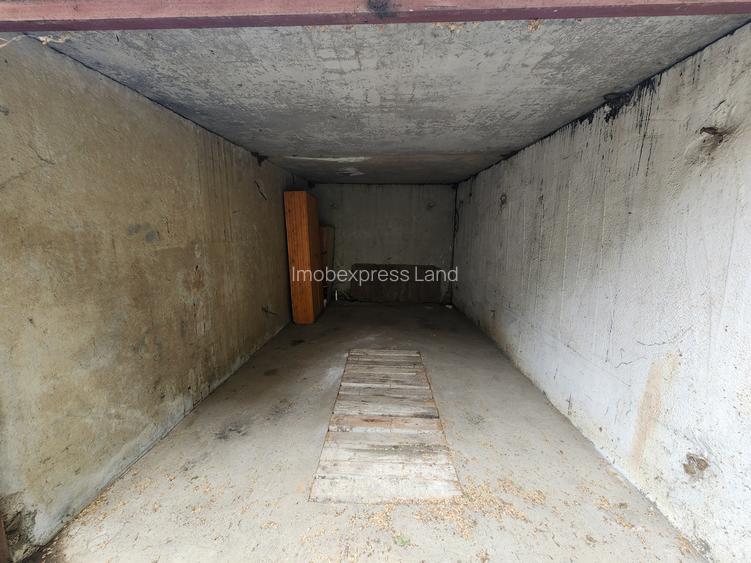 Închiriez apartament cu 3 camere și garaj - 9