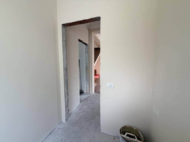 Duplex premium cu 5 camere si 3 bai - Zid dublu - Mosnita