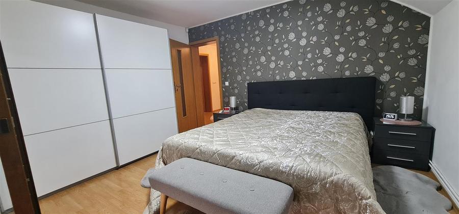 Vila P+M cu garaj inchis, in Bujac, pe colt