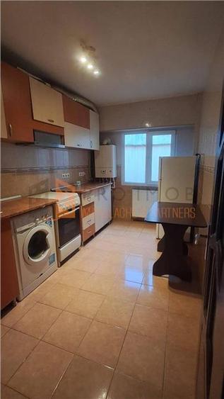 Apartament 3 camere cf 1 decomandat zona Obor