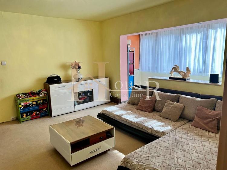Langa Spitalul Judetean intr-un bloc izolat termic exterior. Centrala proprie !