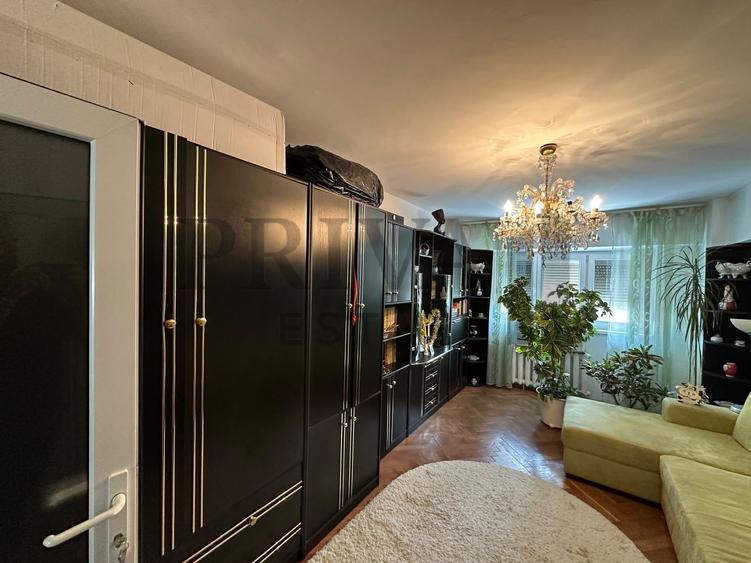 Apartament decomandat 4 camere, 97 mp, etaj 3, Simion Barnutiu