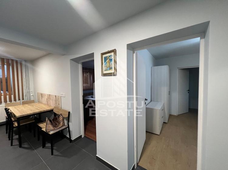 Inchiriez casa cu 2 apartamente ptr muncitori curte, zona Al. Ghirodei