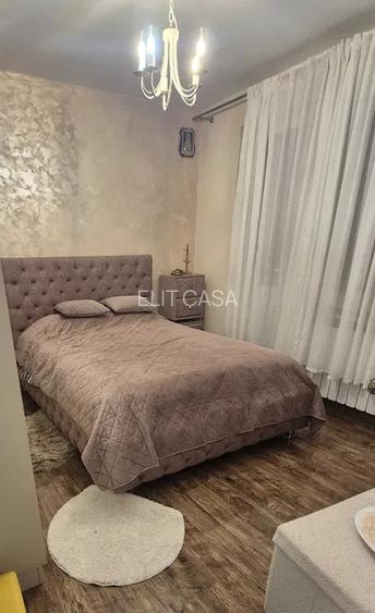 Apartament 3 camere, etaj 1/4, zona Podu Ros