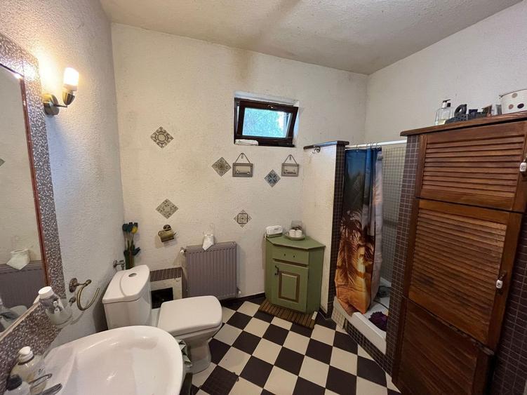 Vila cu piscina -7 camere - Ghermănești