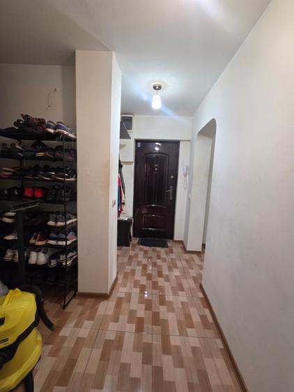 3 camere Obor Cu balcon si terasa Mobilat