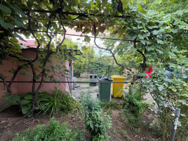 Casă cu teren generos in Voluntari
