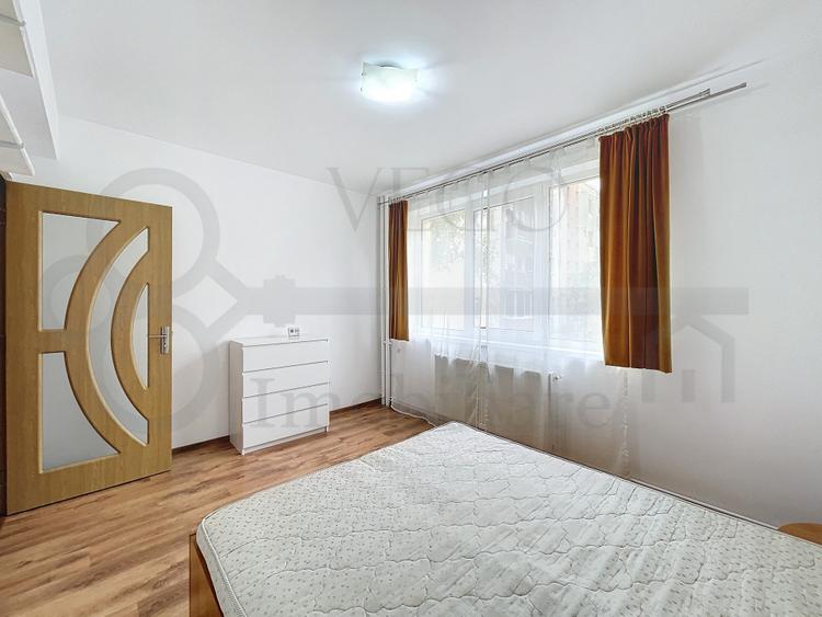 Apartament cu 2 camere decomandat, etaj intermediar, zona Grigorescu
