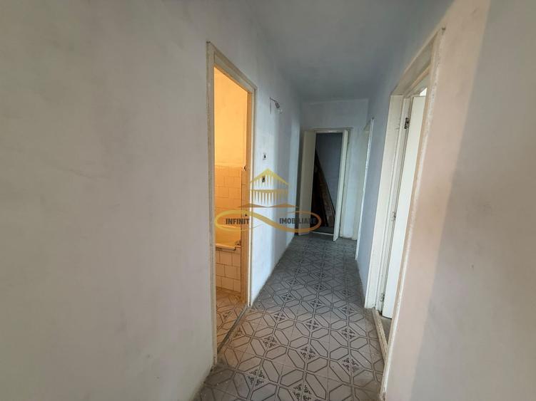 Apartament 3 camere de vanzare in Bacau