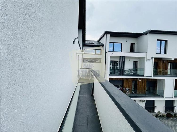 Apartament nou 3 camere 2 balcoane parcare pe Doamna Stanca