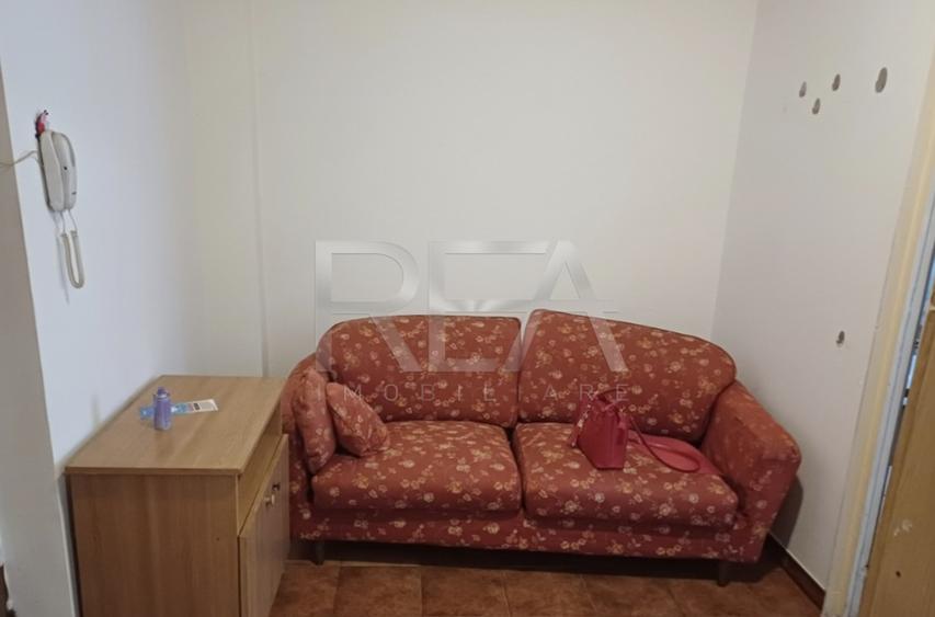2 camere, 4/8, 56mp, bloc 1982-Bdul Uverturii