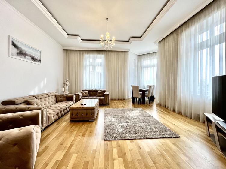 Apartament 3 camere, elegant si spațios, lângă parc, zona Centrala