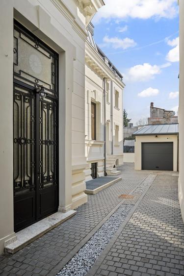VILA ISTORICA CISMIGIU - COMPLET RENOVATA