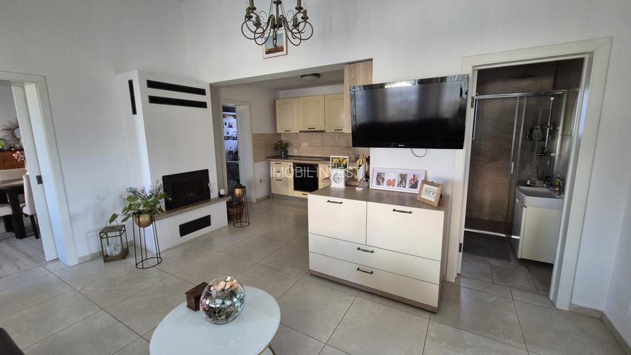 Casă 5 camere – 154 mp utili – teren 868 mp – Valea Popii – 250.000 € - 5