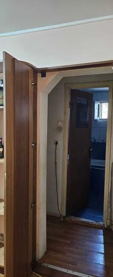 Apartament 2 camere-semidecomandat-zona Crangasi
