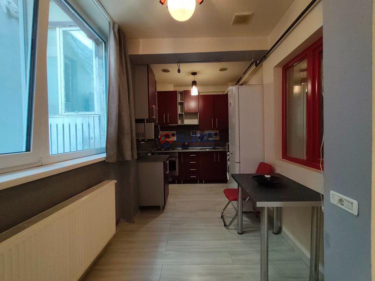 CENTRU TOMIS MALL - 2 Camere stradale in vila interbelica !