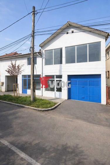 CASA IN ZONA COMPLEXULUI STUDENTESC