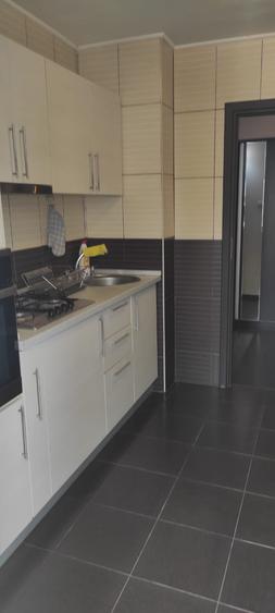 Inchiriere 2 camere,plan 2,linistit/luminos,decomandat,mobilat/utilat,2 Ac ,