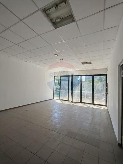 Spațiu comercial de 130mp de închiriat în zona 1 Mai