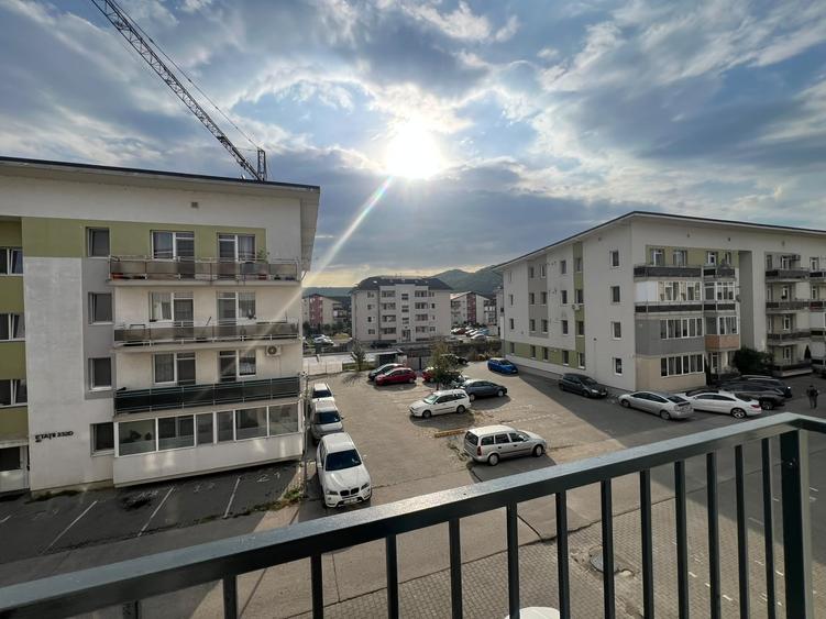 De inchiriat apartament cu o camera, decomandat, zona Cetatii