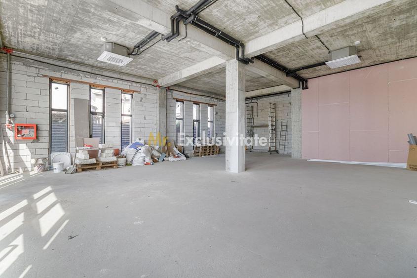 Spatiu comercial de la 12 euro de inchiriat Amber Forest Plaza