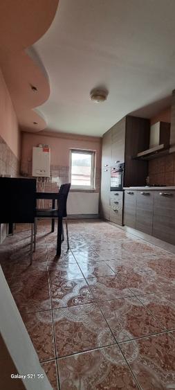 Central, 3 camere, lângă Statiunea Straja