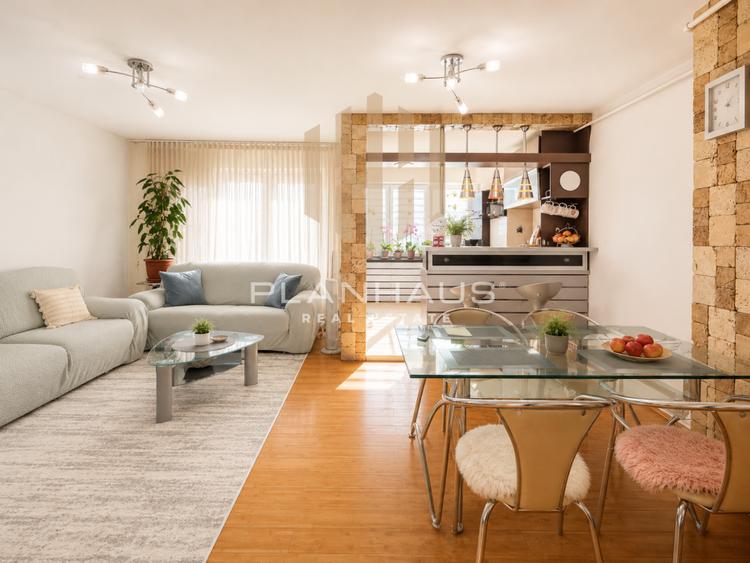 Apartament 3 camere, Traian, etaj 3 zona Ursus
