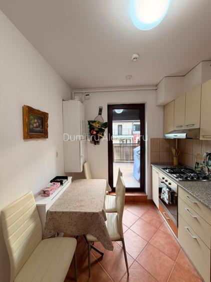 Apartament cu 3 camere Sinaia - 11