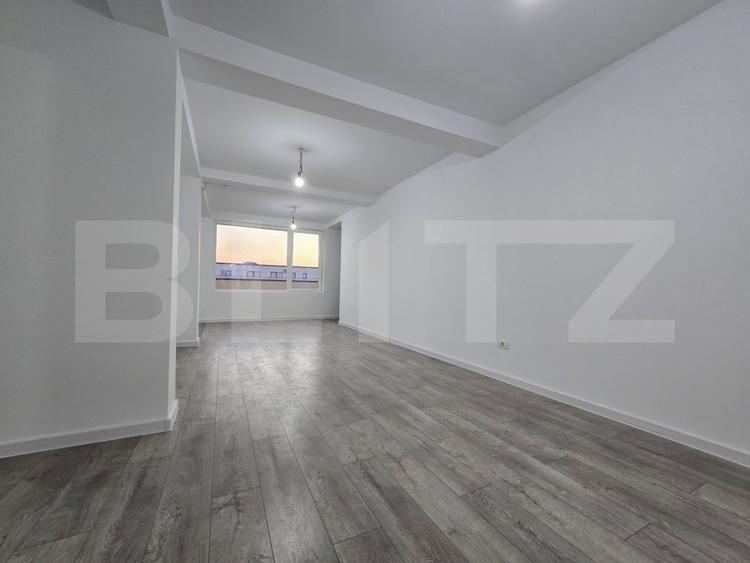 Apartament tip Penthouse cu 3 camere, 113 mp, zona Torontalului